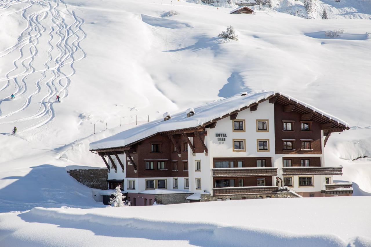 Hotel Ulli Zürs Esterno foto