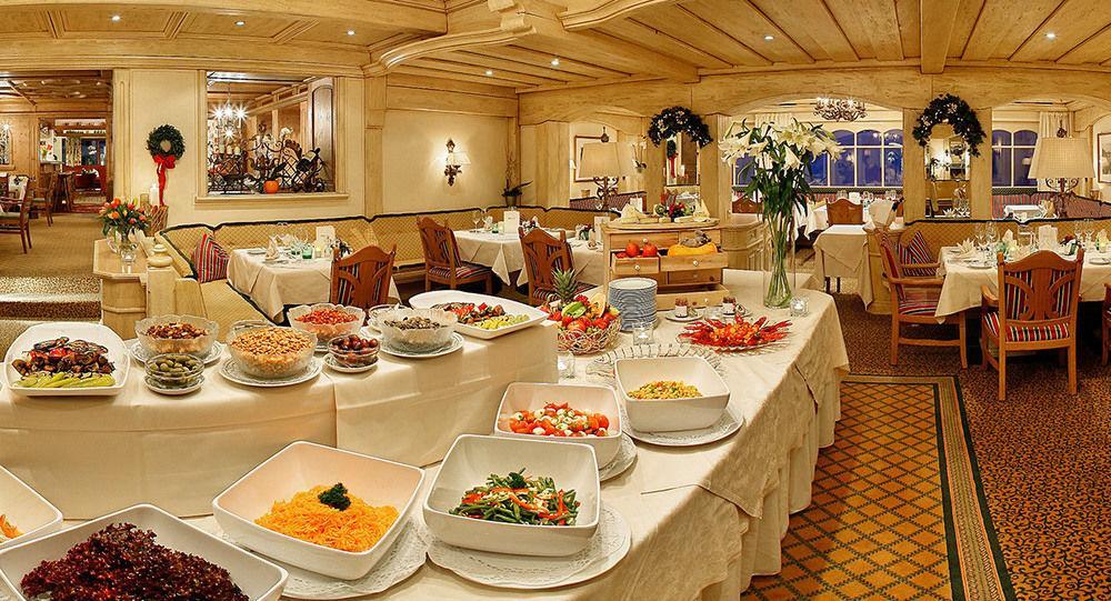 Hotel Ulli Zürs Esterno foto