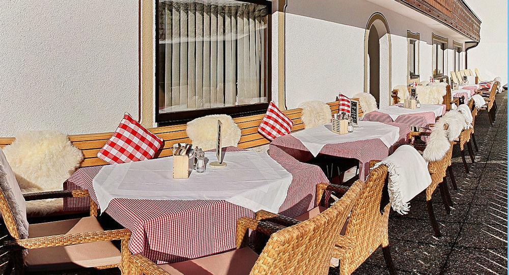 Hotel Ulli Zürs Esterno foto