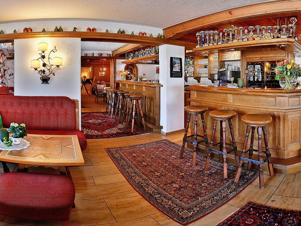 Hotel Ulli Zürs Esterno foto