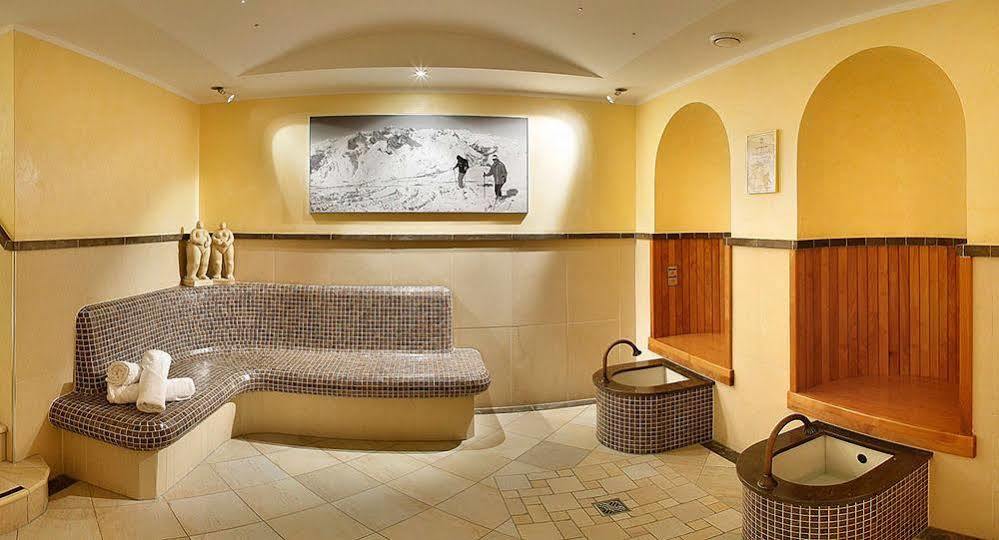 Hotel Ulli Zürs Esterno foto